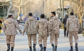 حقوق سربازان افزایش یافت/ حقوق سربازان در فروردین ۱۴۰۴ چقدر است؟